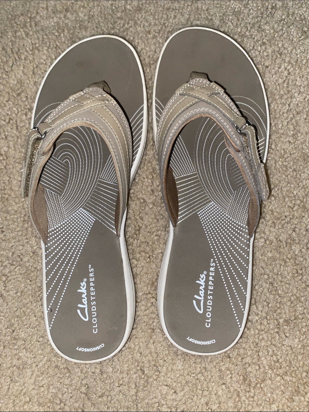 Clarks Cloudsteppers Women's Military green and Cream Strappy Sandals